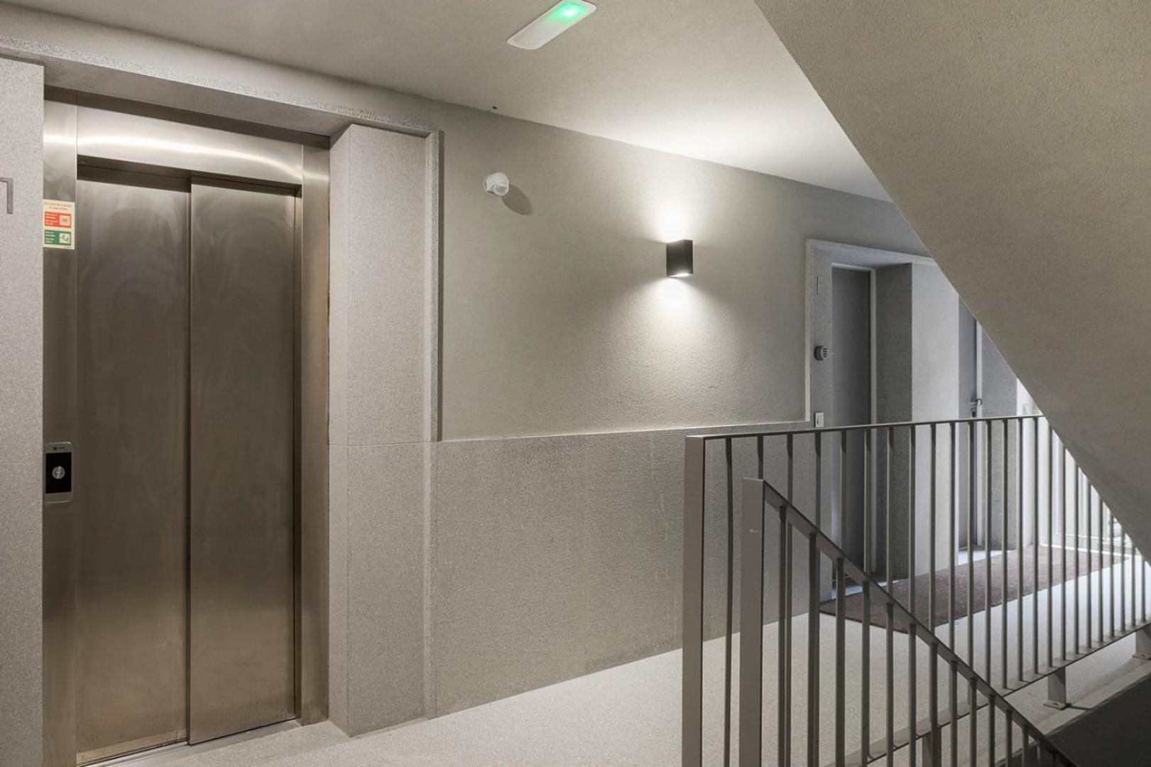 Guestready - Trendy Getaway In The Heart Of Porto Apartment Exterior photo